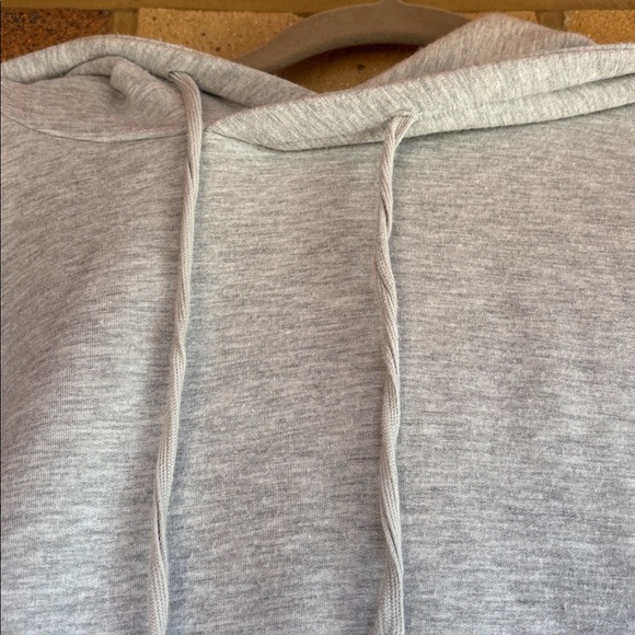Quince Light Gray Women's Hoodie Sweater soft cozy sweatshirt  M - Picture 4 of 9